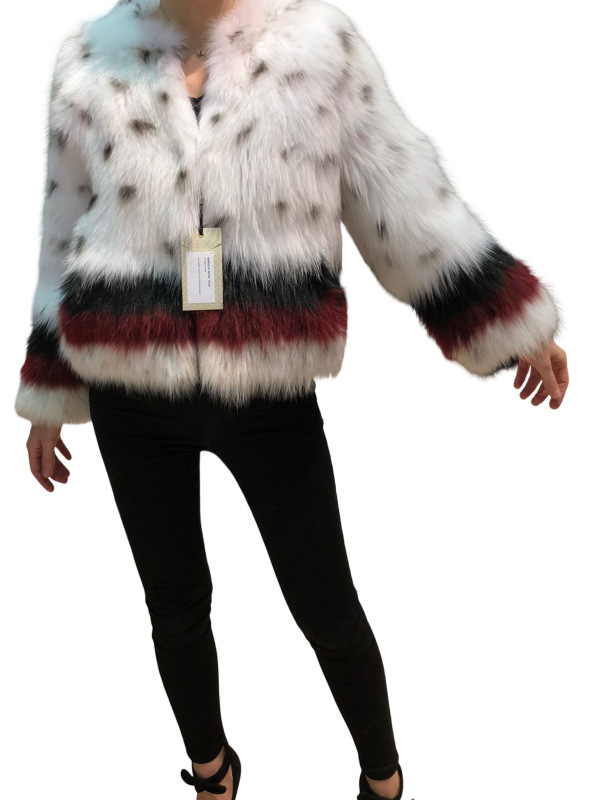 Шуба из лисы, R18/499, белый